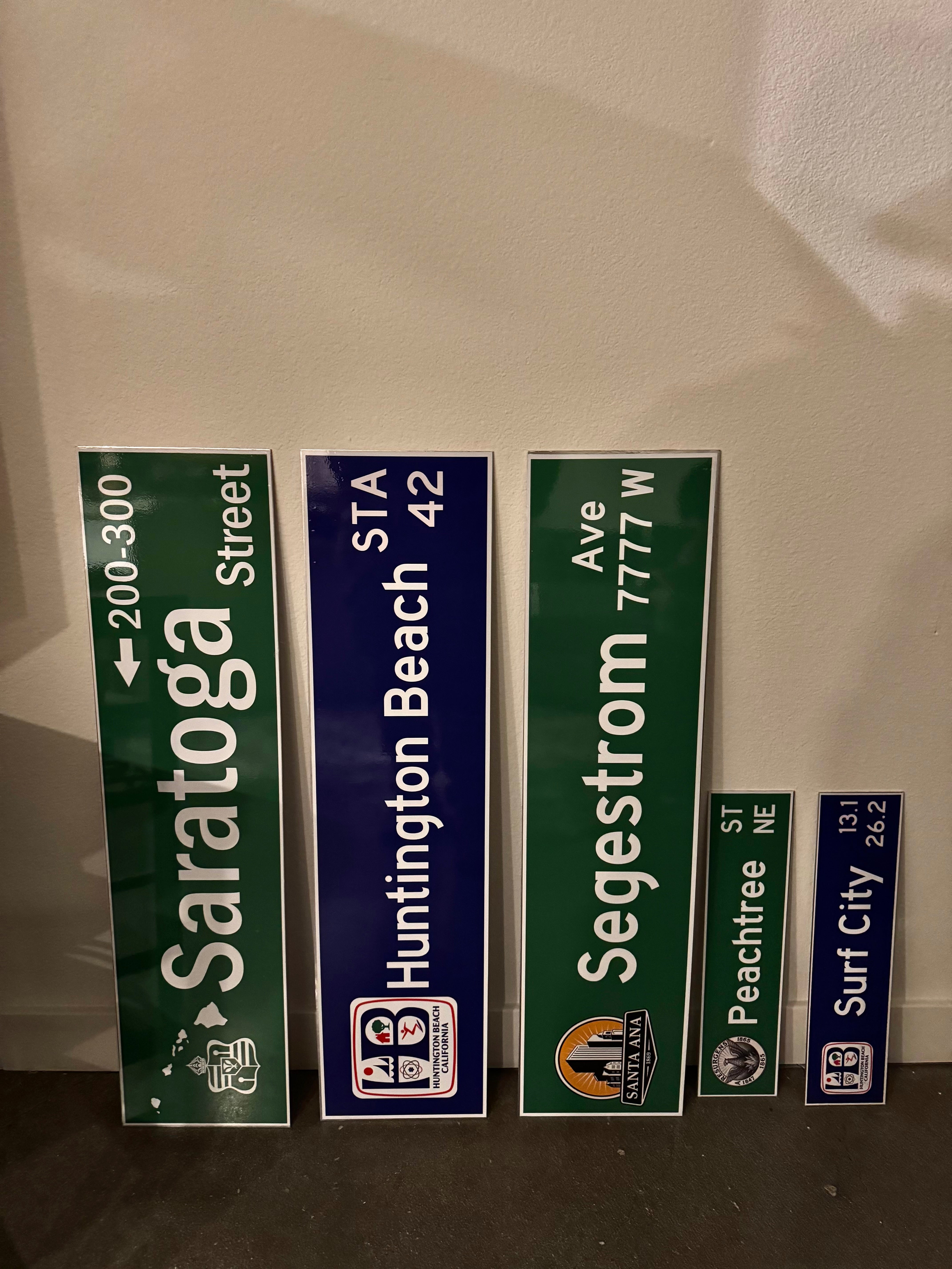 Why Custom Signs Make the Best Housewarming Gift